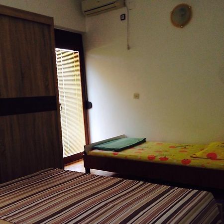 Apartments Svorcan Budva Habitación foto
